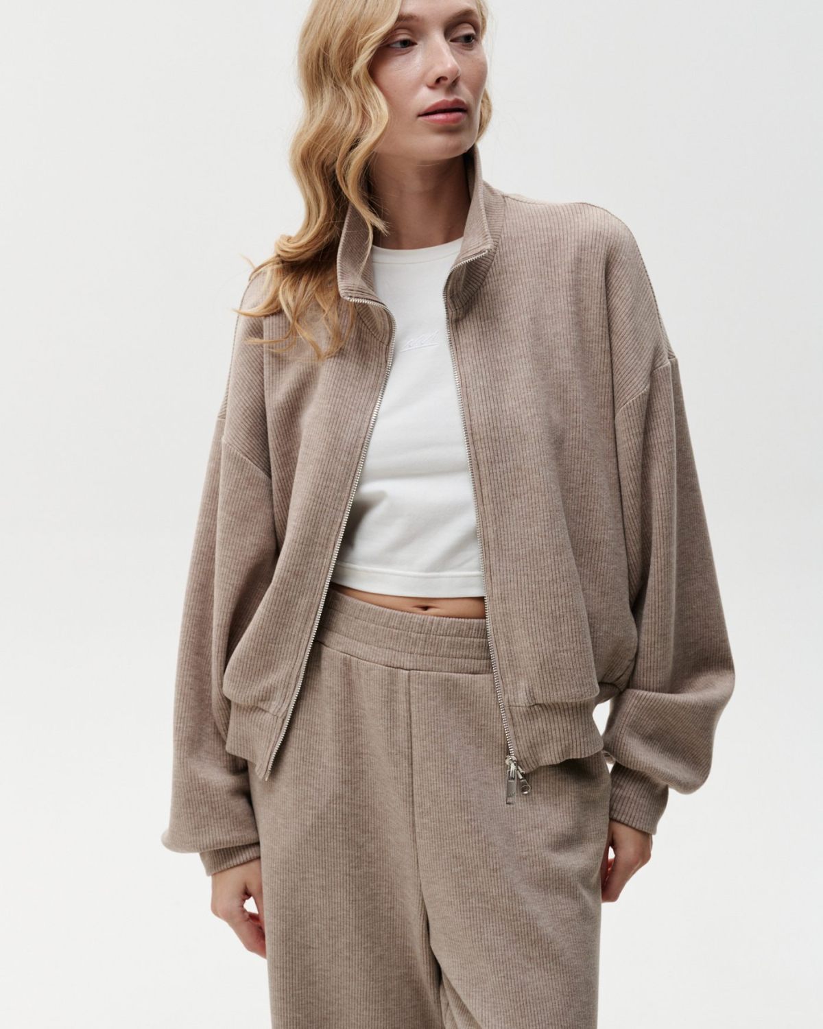 Джемпер на молнии с воротником-стойкой Nikasport, 2W4SW314E1-25BGE/MLG67, цвет бежевый