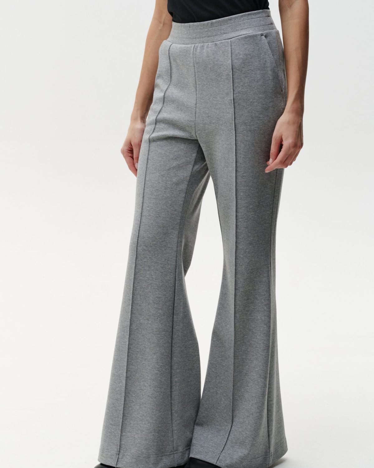 Брюки клеш со стрелками Office Core Nikasport, 2W2OC815E1-47GRY/MLG69, цвет серый меланж