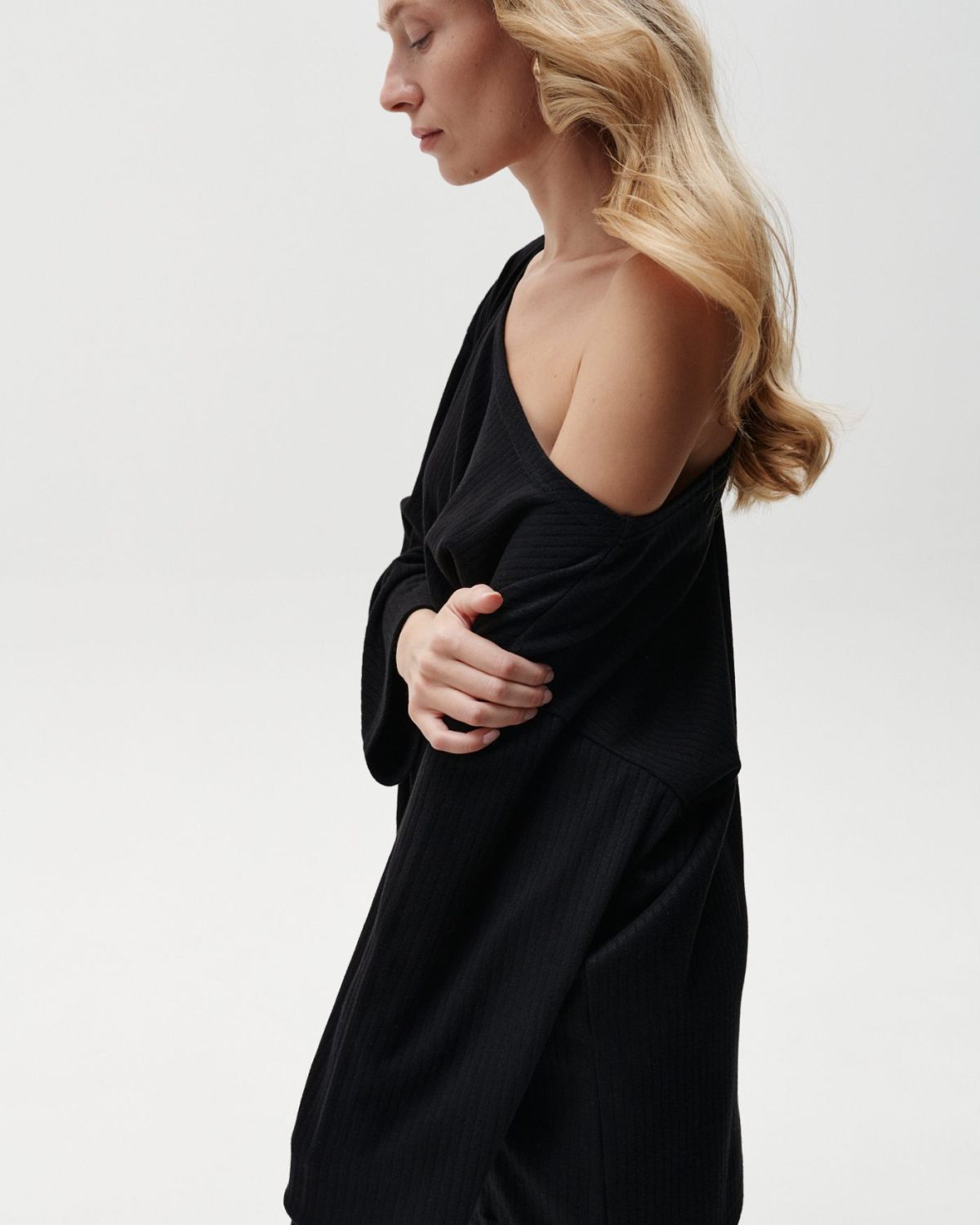 Лонгслив со спущенным плечом Softwear Nikasport, 2W4SW48E1-25BLK71, цвет черный