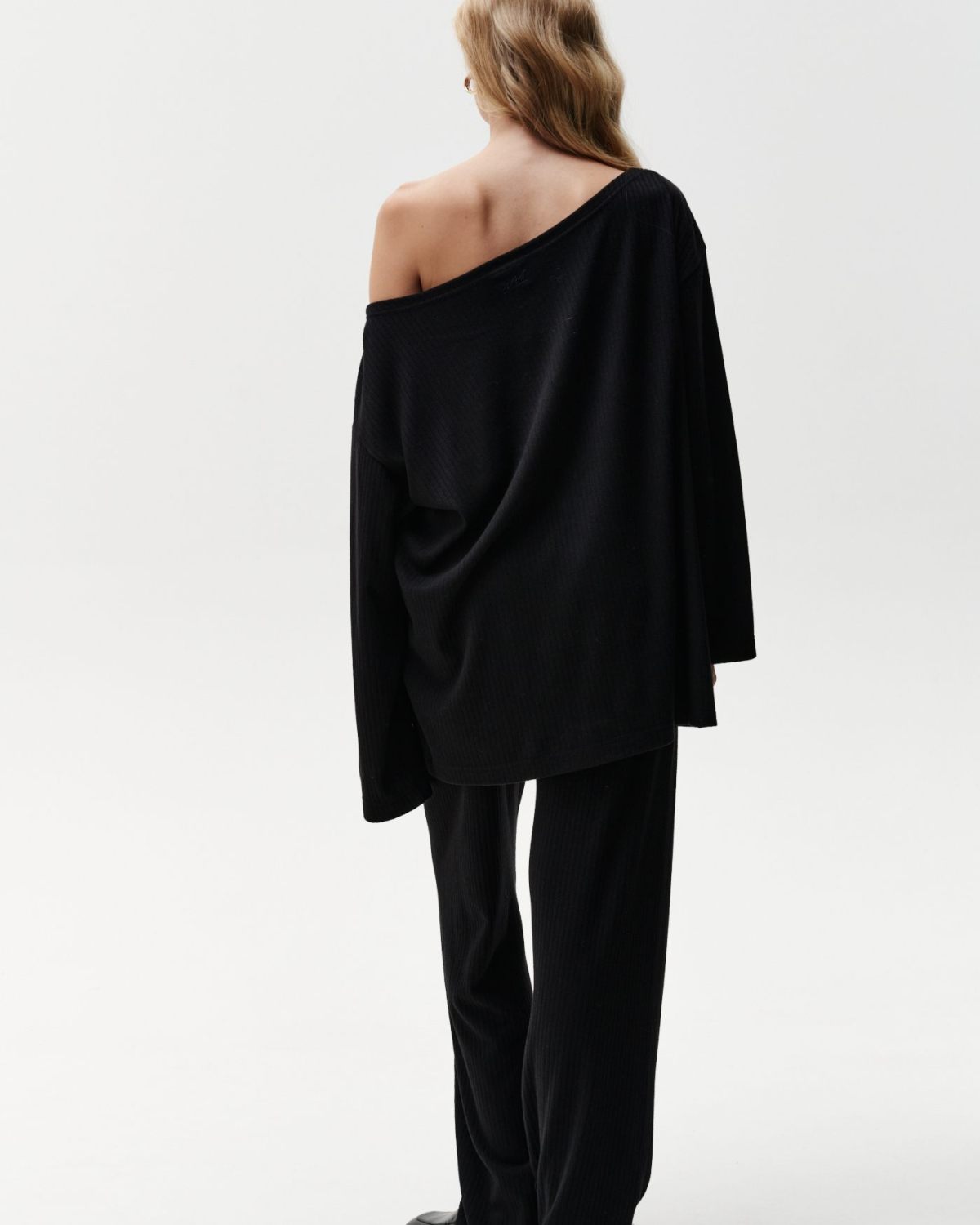 Лонгслив со спущенным плечом Softwear Nikasport, 2W4SW48E1-25BLK71, цвет черный