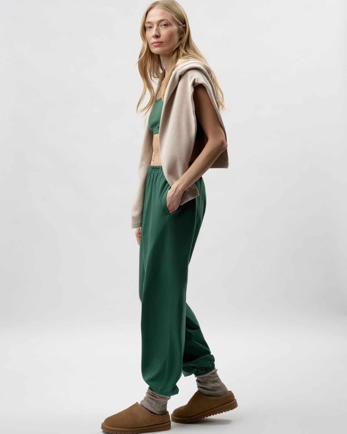 Брюки-джоггеры 