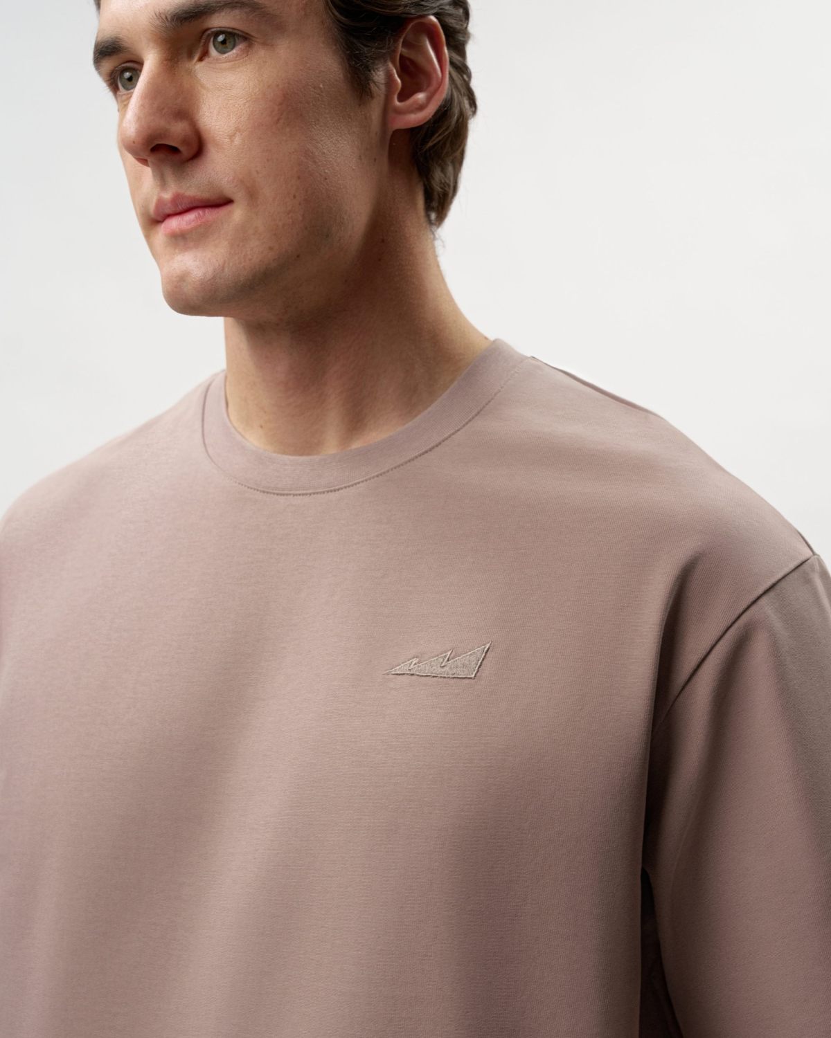 Футболка Oversize из плотного хлопка Classic Nikasport, CL12-M11-COF, цвет кофейный