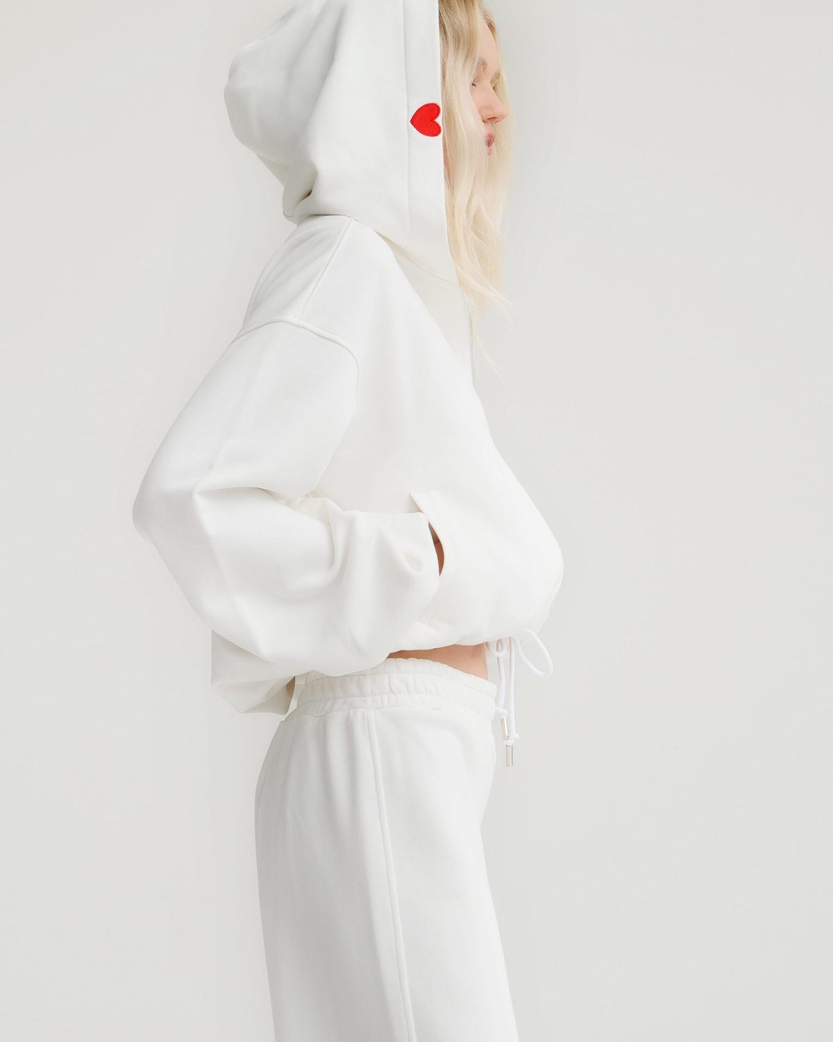 Укороченный худи на молнии Valentine Nikasport, W2VD34-ECR, цвет экрю