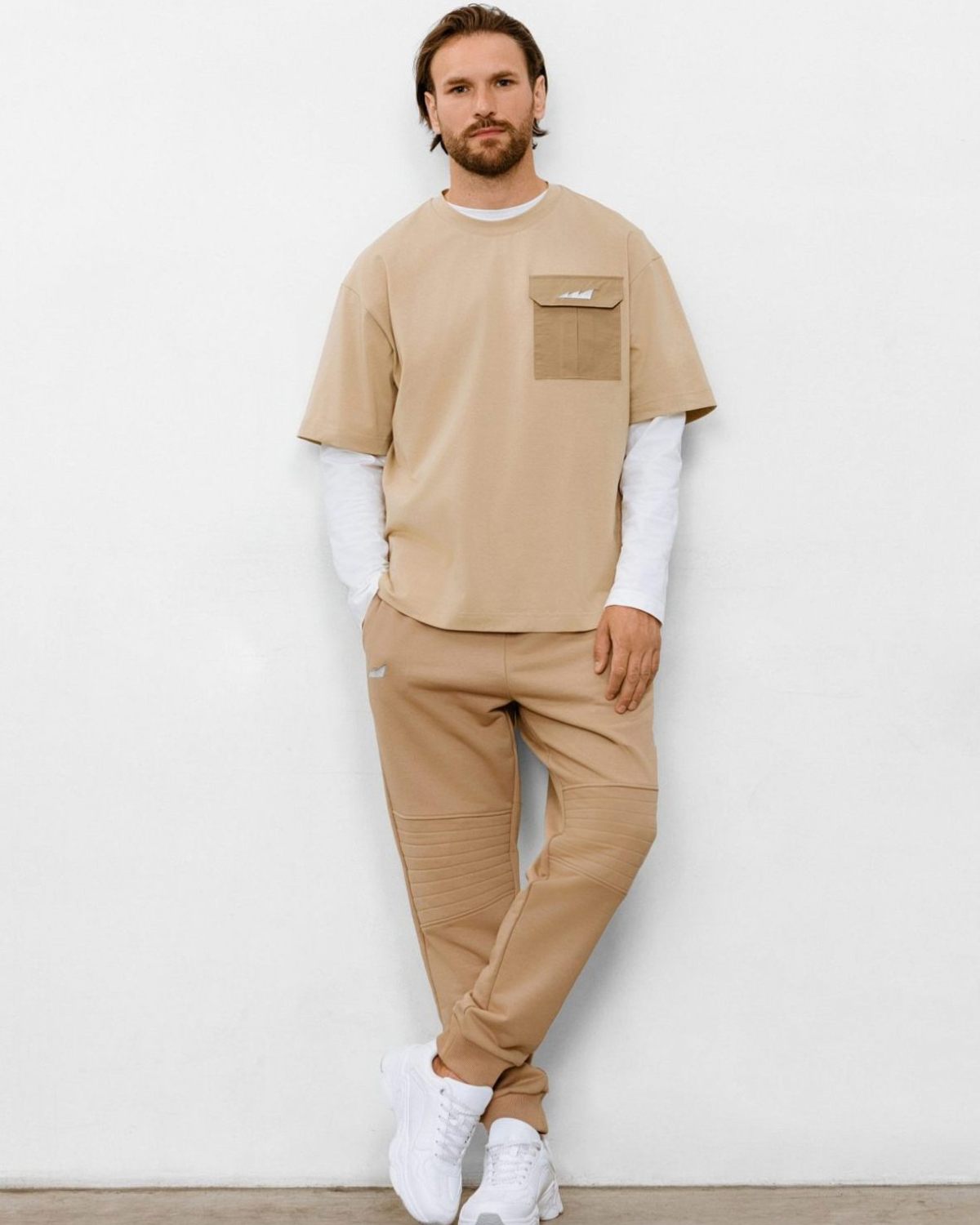 Футболка Oversize c накладным карманом Beige & Grey Nikasport, BG13-M11-BGE, цвет бежевый