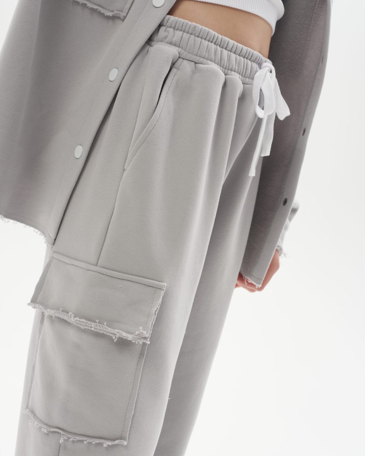 Брюки широкие с накладным карманом L.A.D.Y. Nikasport, LADY54-G11-GRY, цвет серый