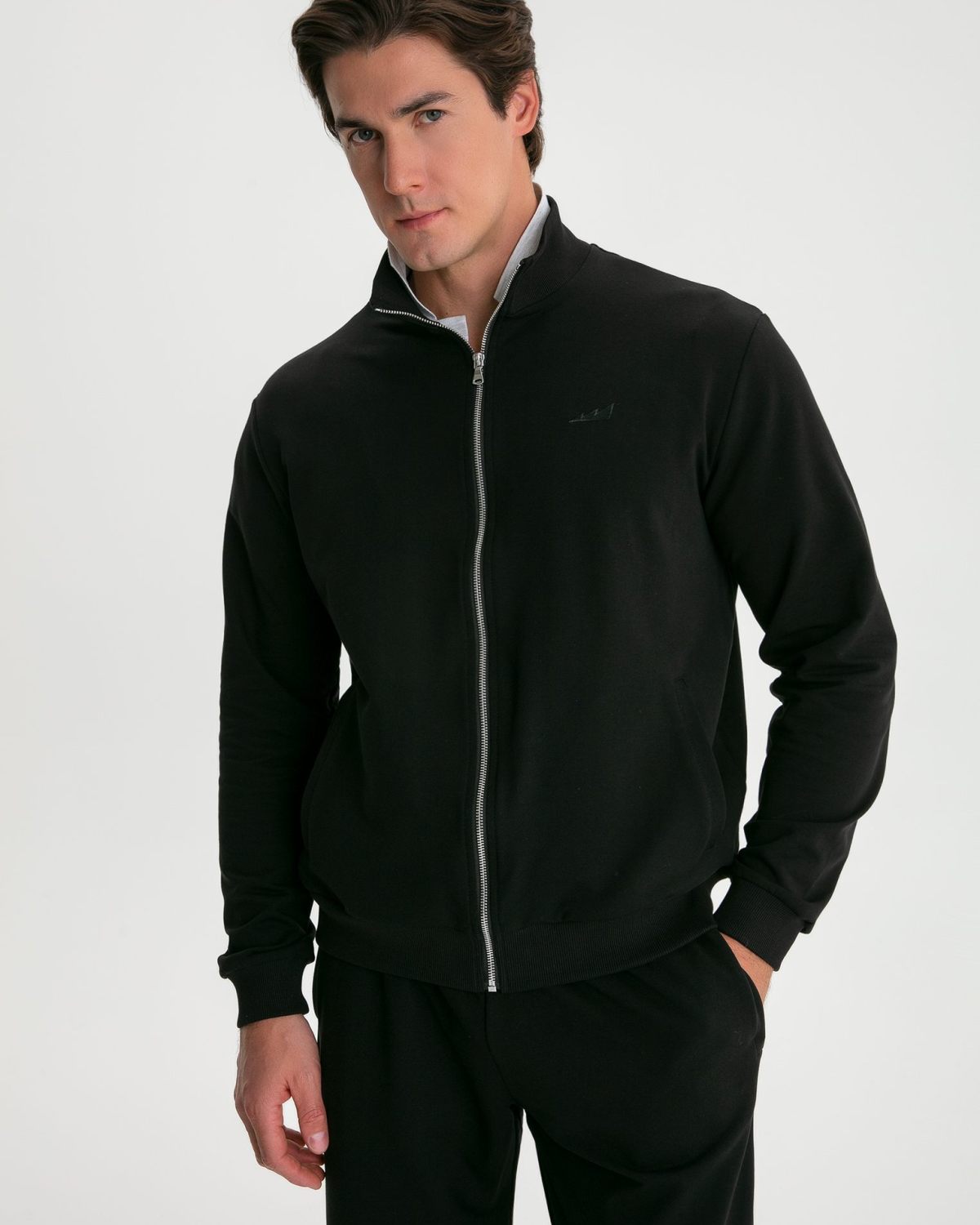 Джемпер с воротником стойкой на молнии Classic Nikasport, M5CL314-BLK, цвет черный