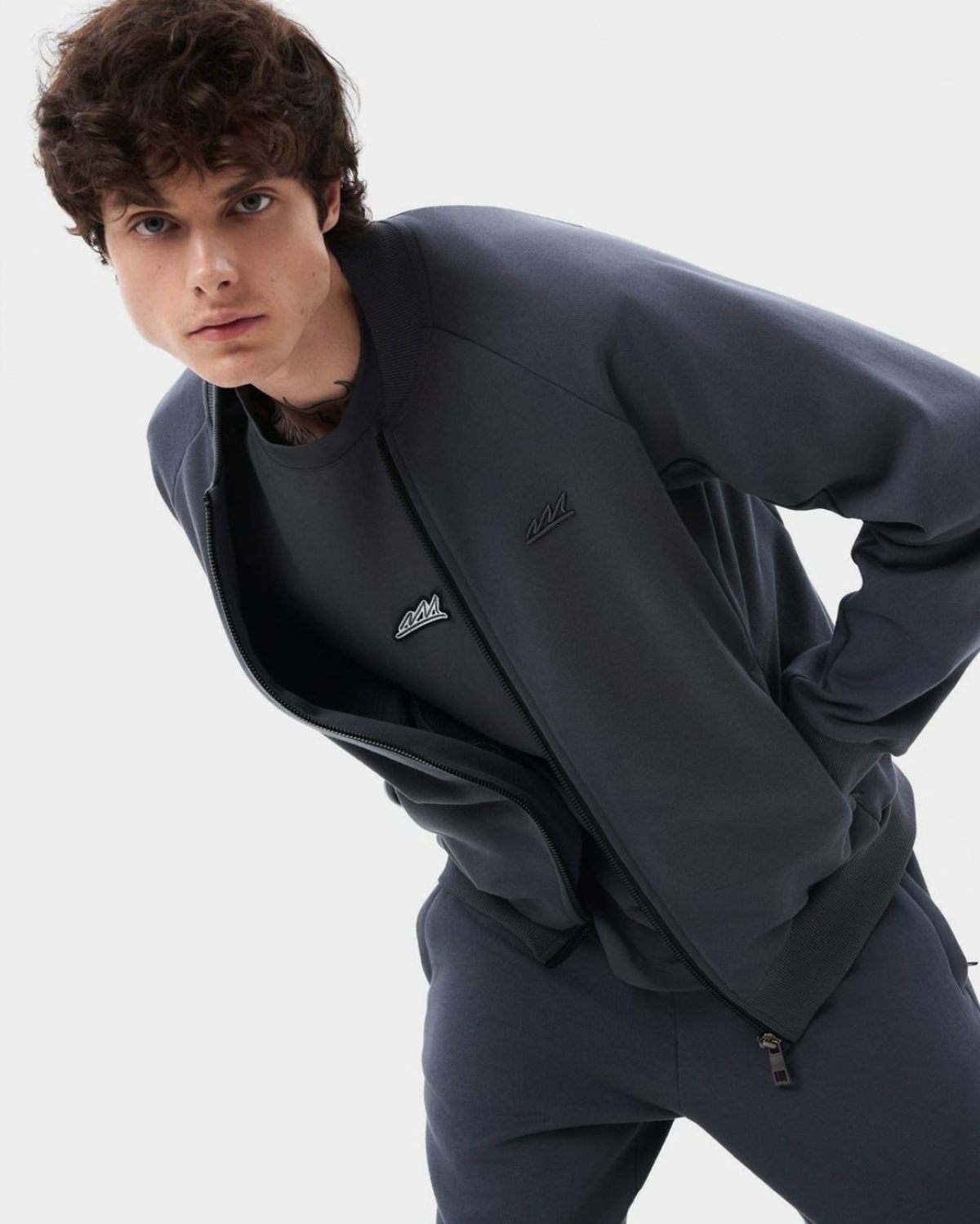 Джемпер на молнии Indigo Nikasport, M3IND31-GPH, цвет графит